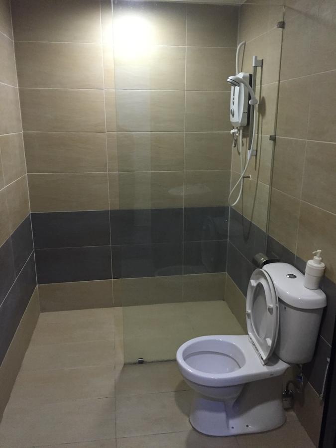 Desa House Hotel Kepong Exterior photo